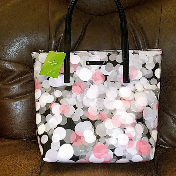 kate spade Handbags - NWT Kate spade handbag